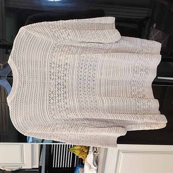 NWT'S APT 9 KNIT SWEATER - Picture 2 of 5